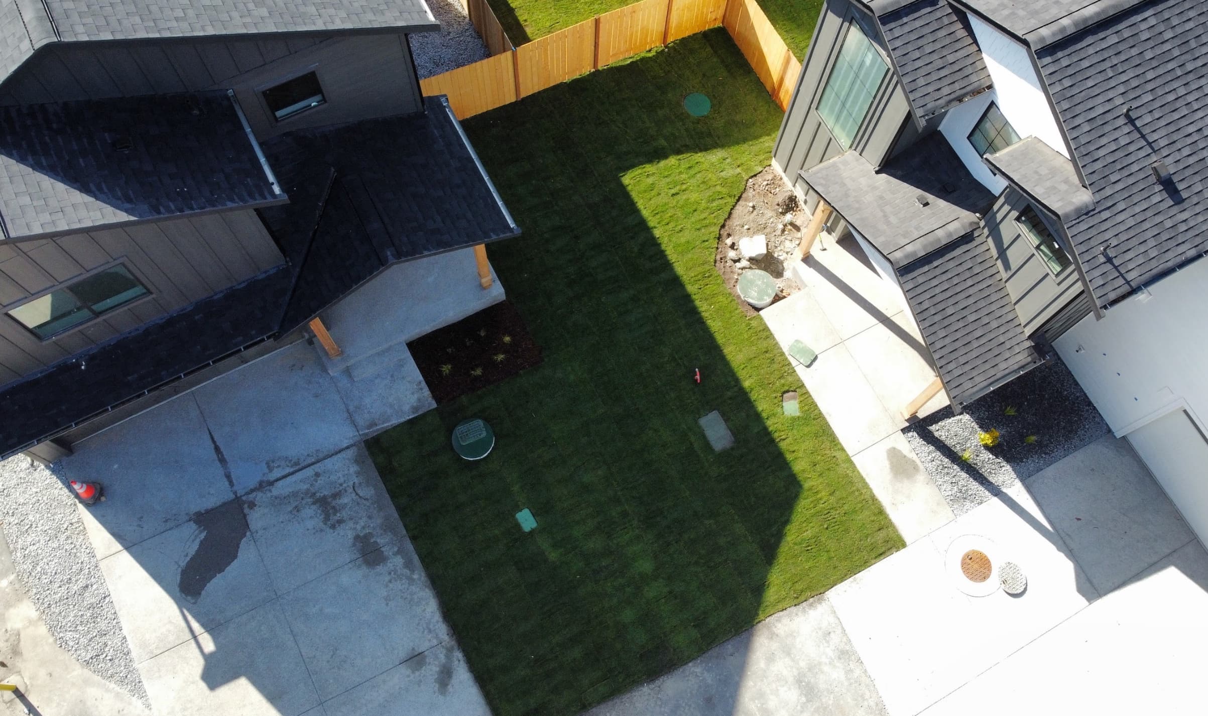 Clean residential lawn and bed maintenance in Tacoma WA